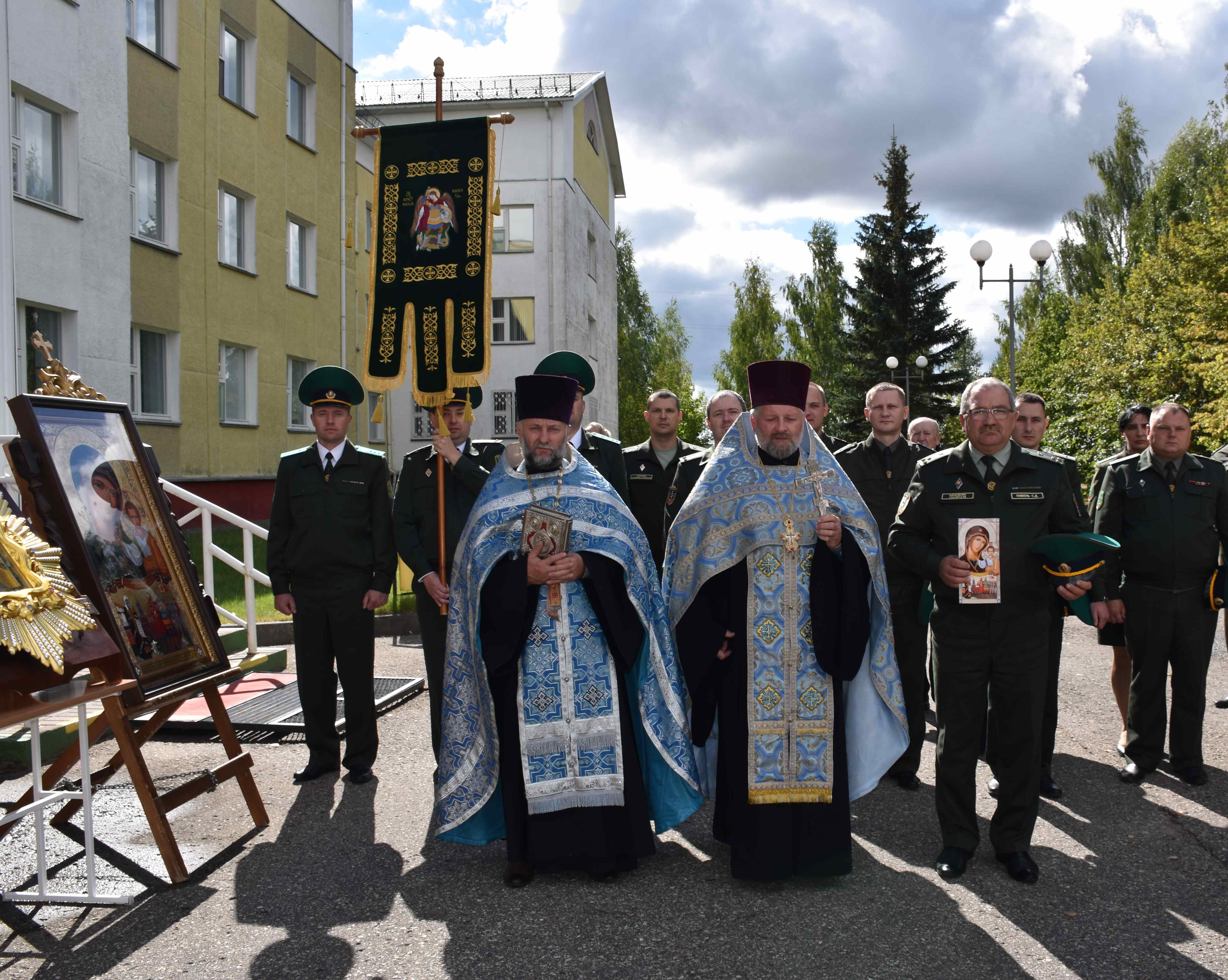 Торжественная встреча Всебелорусского крестного хода  на Поставской земле